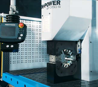 Yandan Beslemeli Hortum ve Boru Presleri